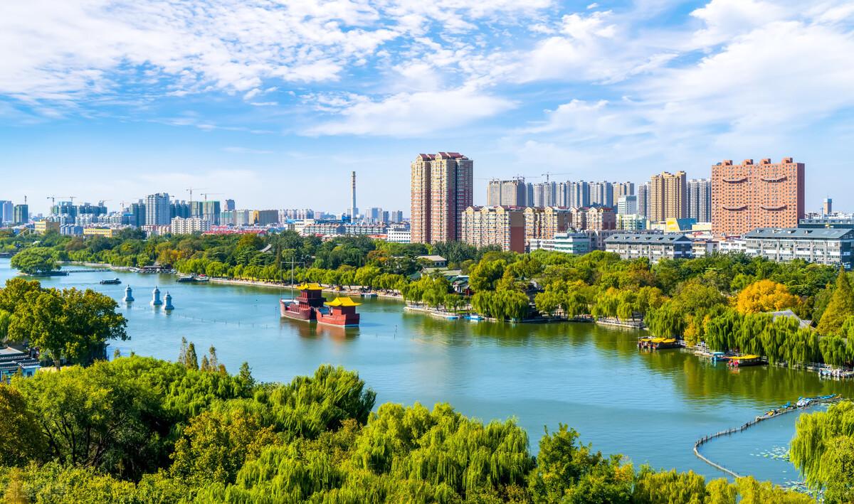 城市建设新动态，开工消息揭示经济发展新引擎