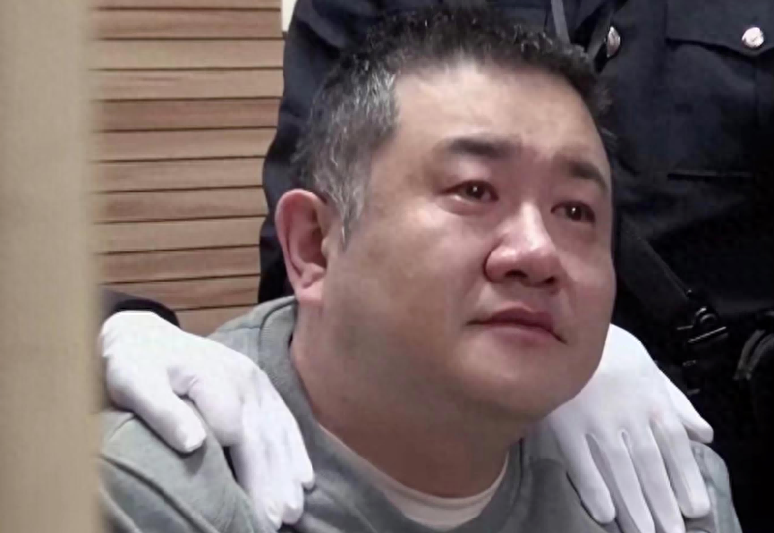 孙小果，光环背后的阴影与时代警钟敲响之际